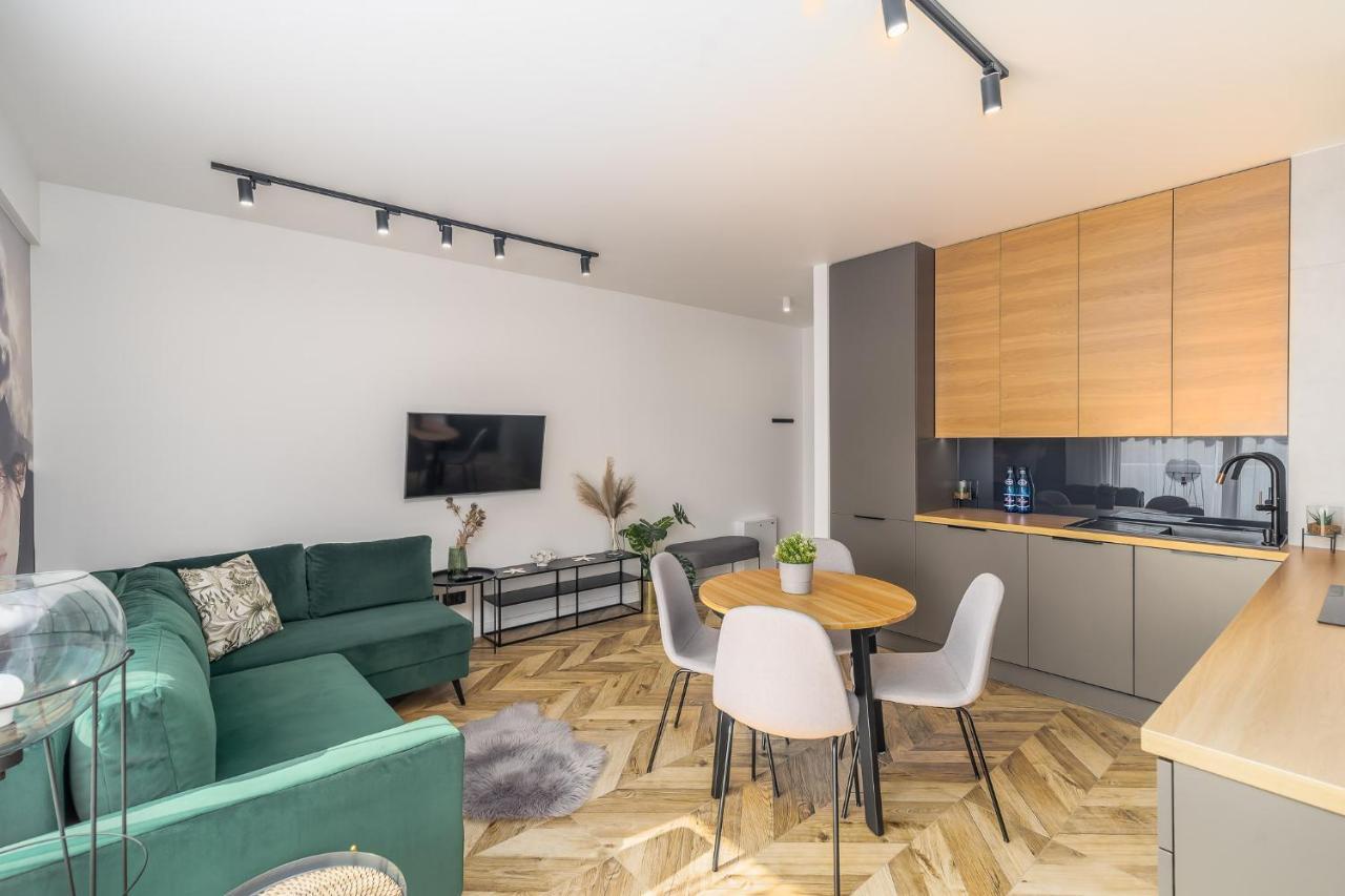 Apartment Stylish Balticus 15 With Air Conditioning By Renters *