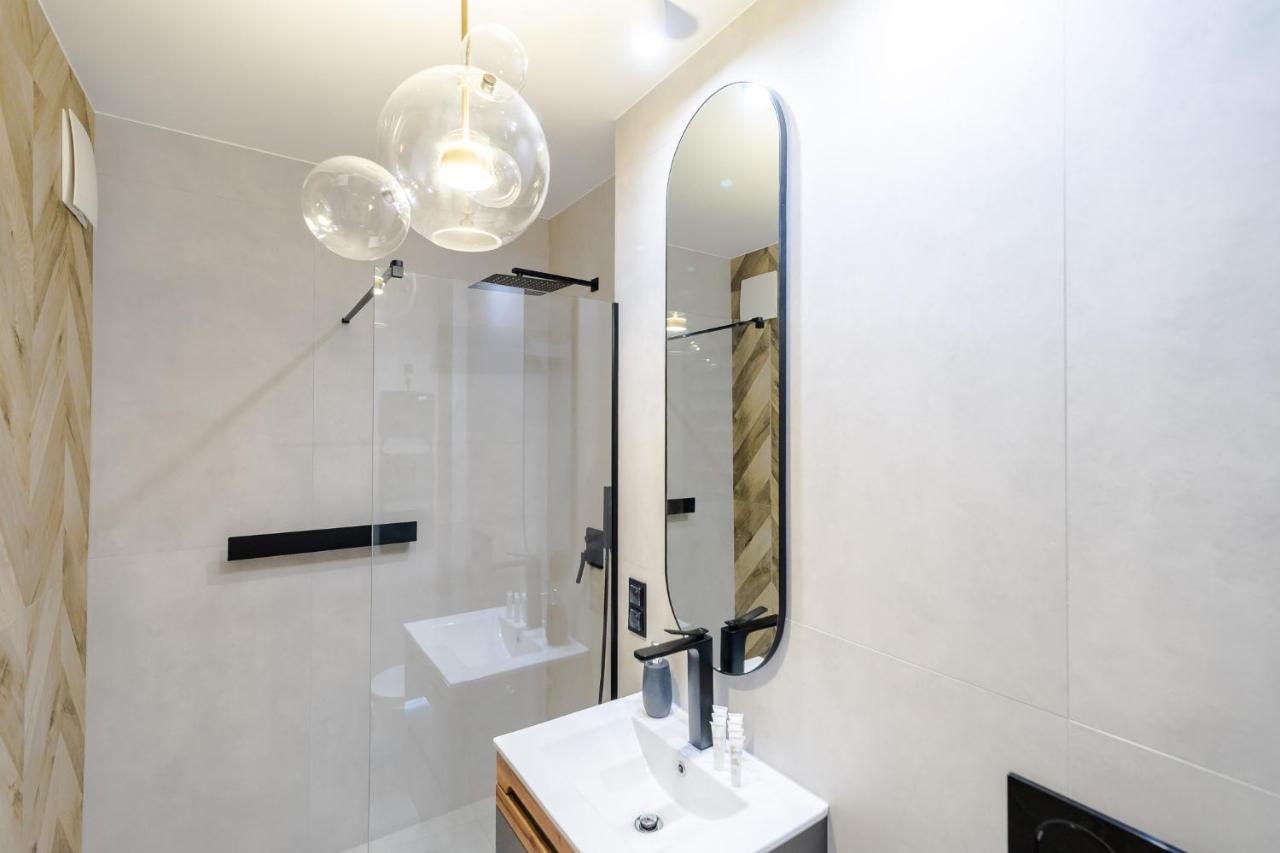 Stylish Balticus 15 With Air Conditioning By Renters Apartment